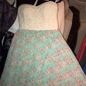 Floral dress size 1 (small)